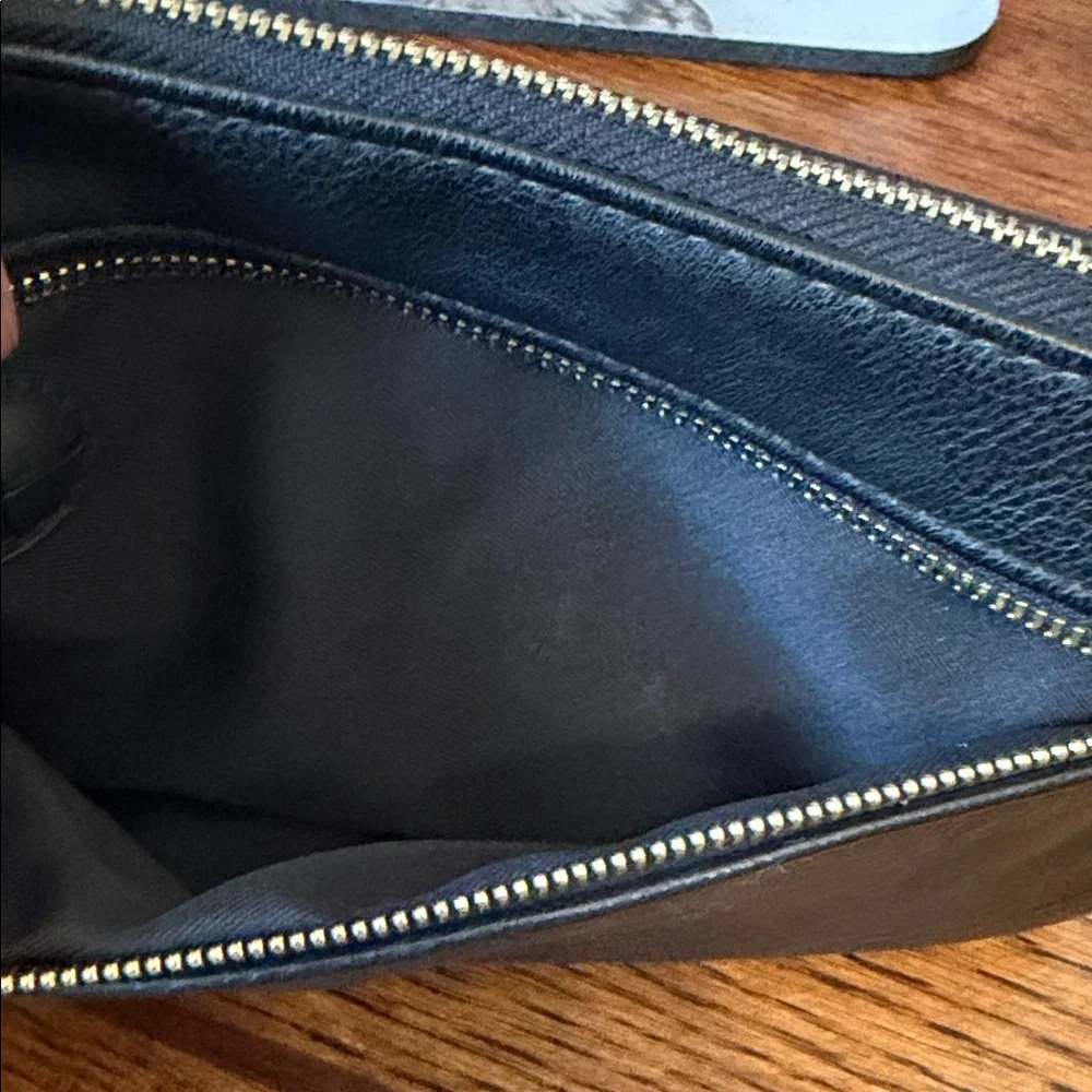 Black Wristlet with Gold Zipper EUC
